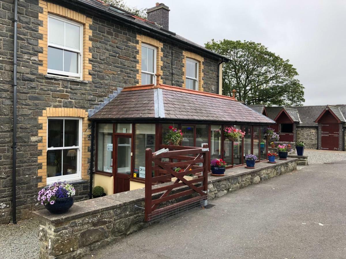 Llangwyryfon Country Breaks Bed and Breakfast Aberystwyth Exteriör bild